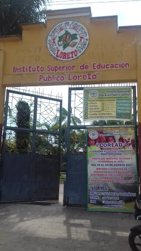 Escuela de Educación Superior Pedagógica Público 