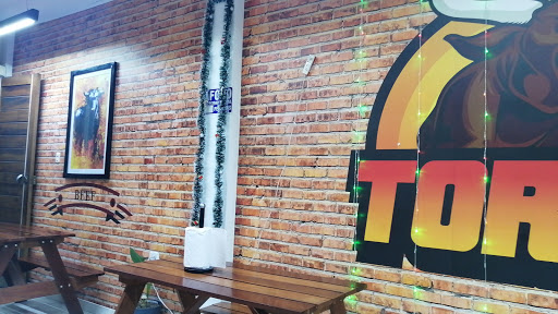 Toro's Grill Carnes Pescados Cuyes