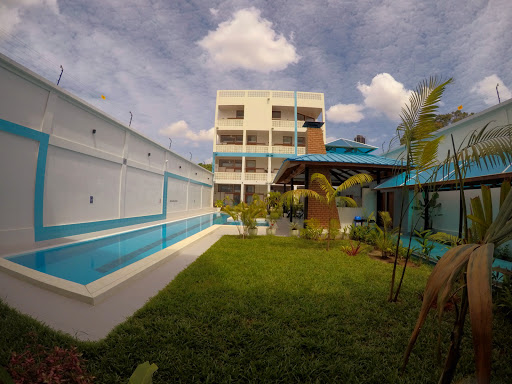 Morona Flats & Pool - Alquiler de Departamentos en Iquitos