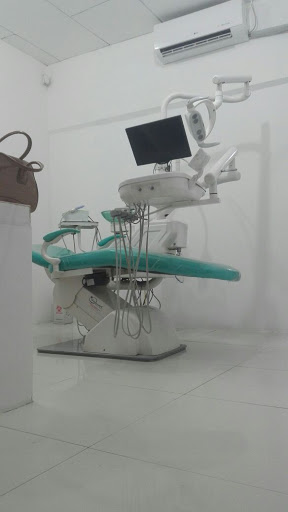 Dental Care, Iquitos